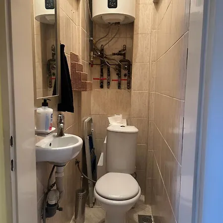 Hall Prestige 2bdr شقة