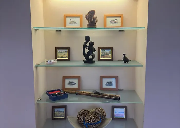 Hall Prestige 2bdr Apartman